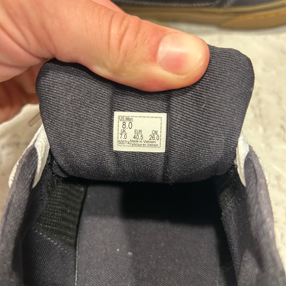 Vans navy/yellow with gum bottom - Picture 4 of 4